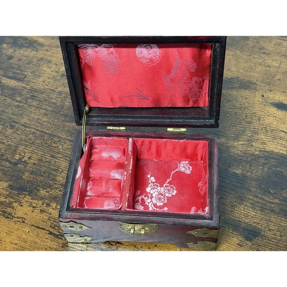 Vintage Chinese Jewelry Box Red Wood Jade Brass Fish Floral Details 5